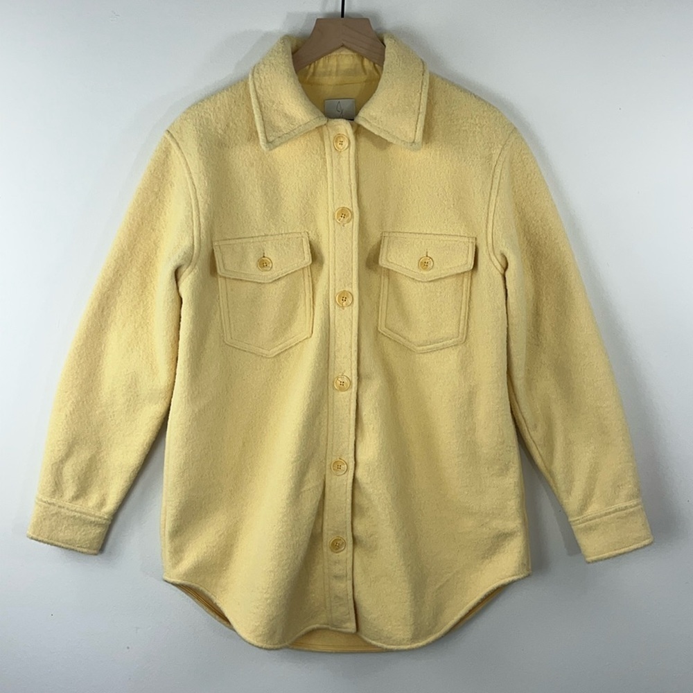 Joie Pale Yellow Fleece Button Up Shacket Size M Pockets Oversize Jacket Outdoor